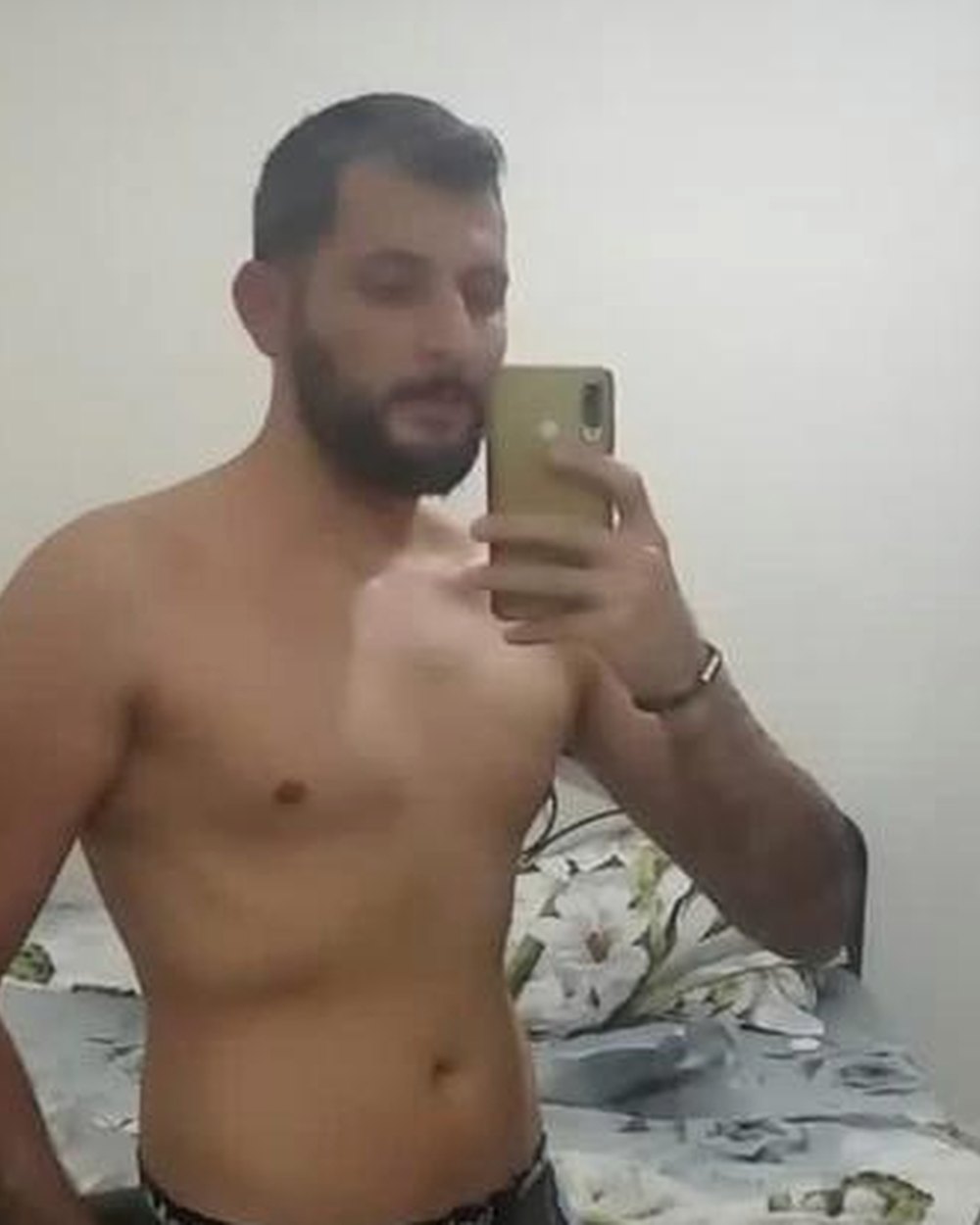 Glow-Fit member before their training block